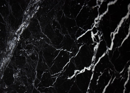 Marbre Noir Marquina